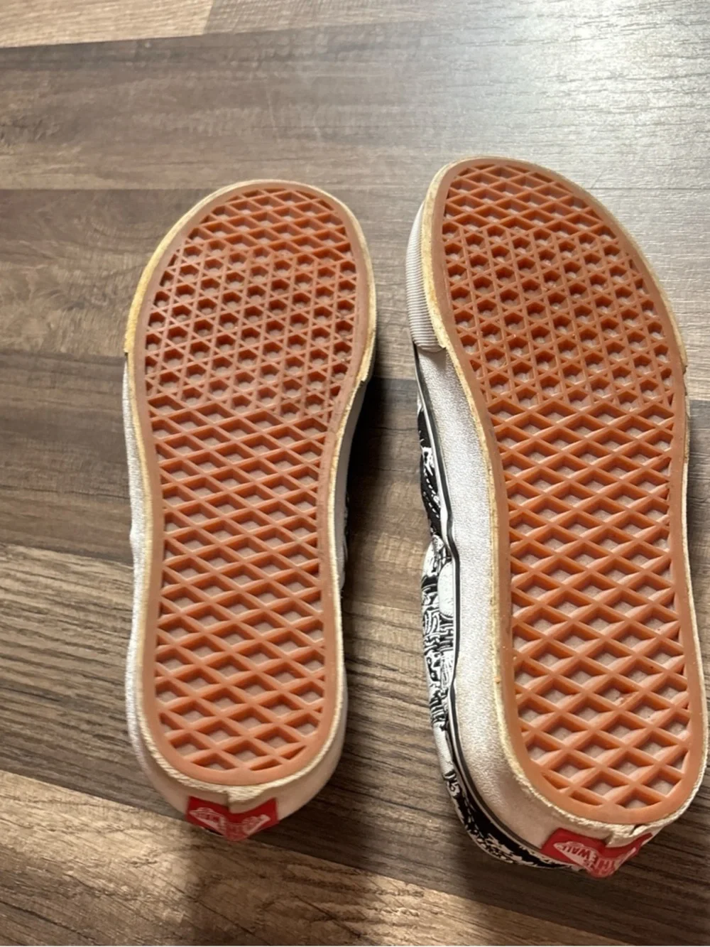 Vans slip on forgotten bones shoes - Picture 8 of 8